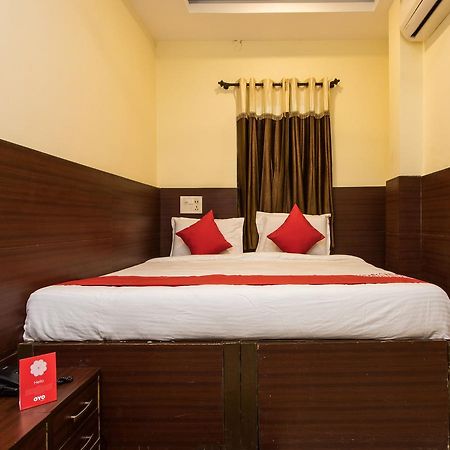 Oyo 11945 Hotel Glory Palace Indore Esterno foto