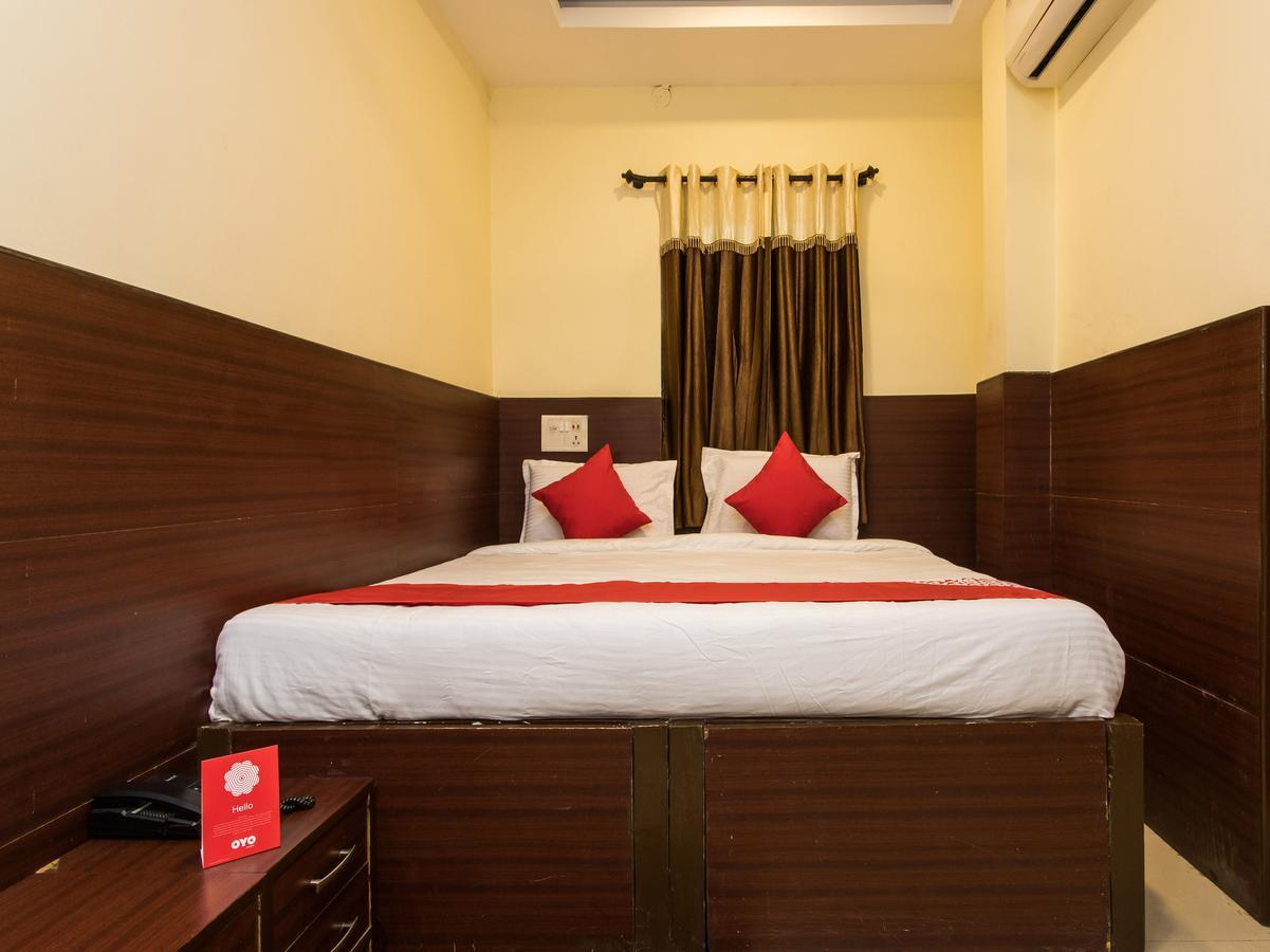 Oyo 11945 Hotel Glory Palace Indore Esterno foto