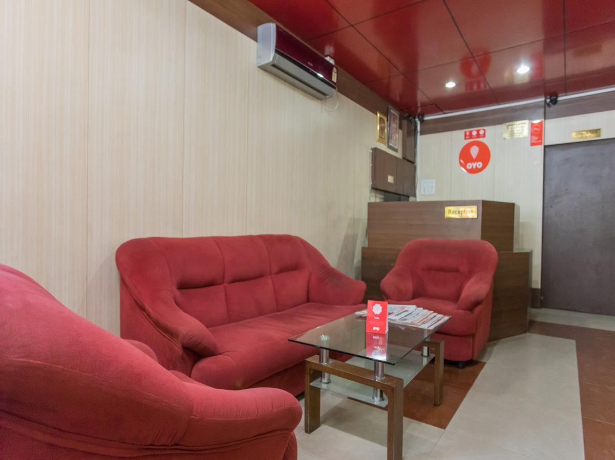 Oyo 11945 Hotel Glory Palace Indore Esterno foto
